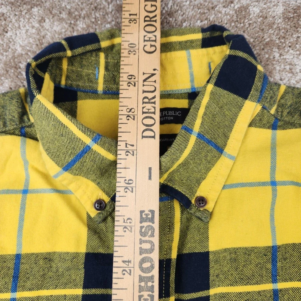 Banana Republic Mens XL Yellow Navy Plaid Flannel Organic Cotton Untucked Shirt